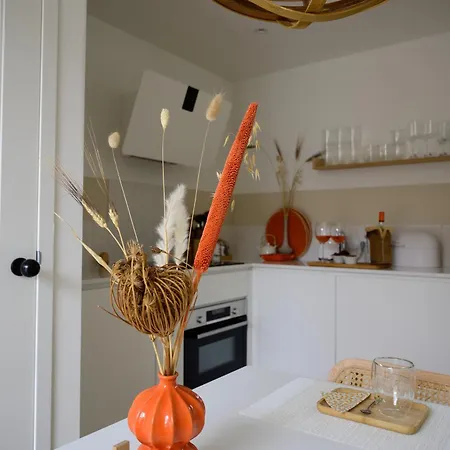 5 O Clock Somewhere *