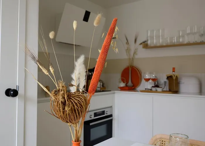 5 O Clock Somewhere *